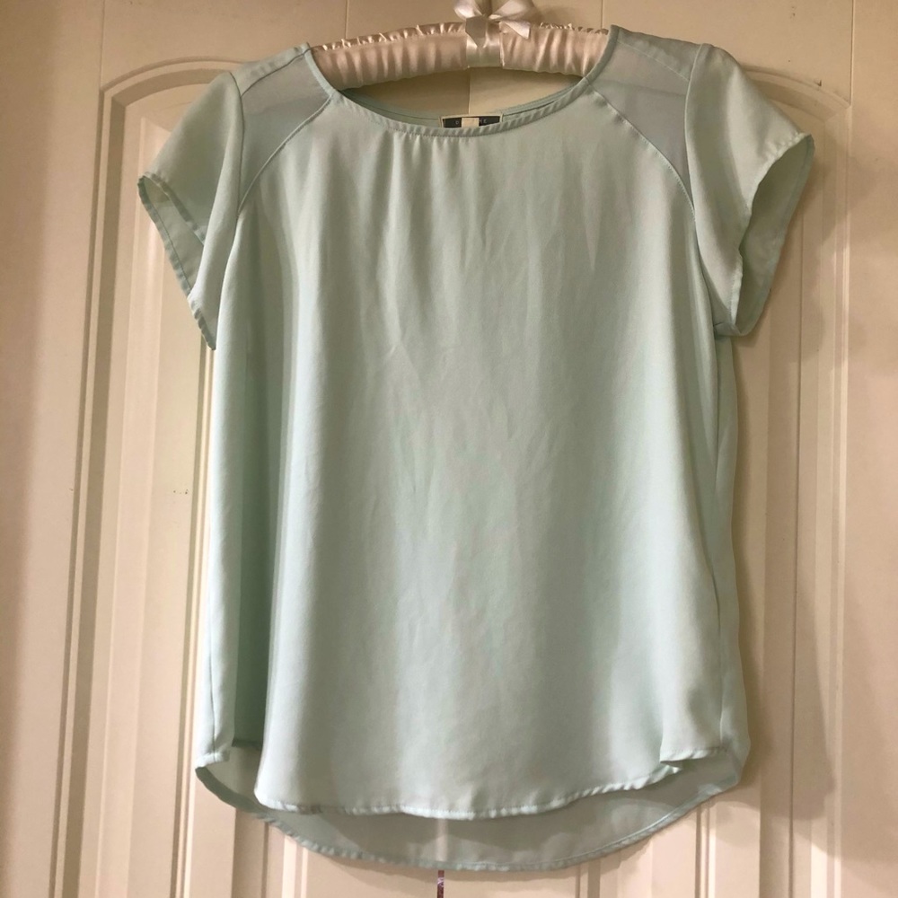 Pleione Blouse Short Sleeve Pastel Mint Green